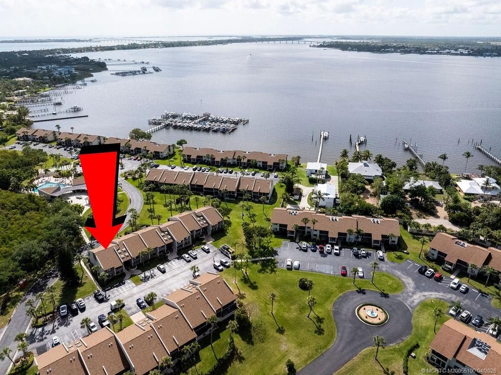 Photo of 1600 NE Dixie Highway #3-201, Jensen Beach, FL 34957 (MLS # M20055100)
