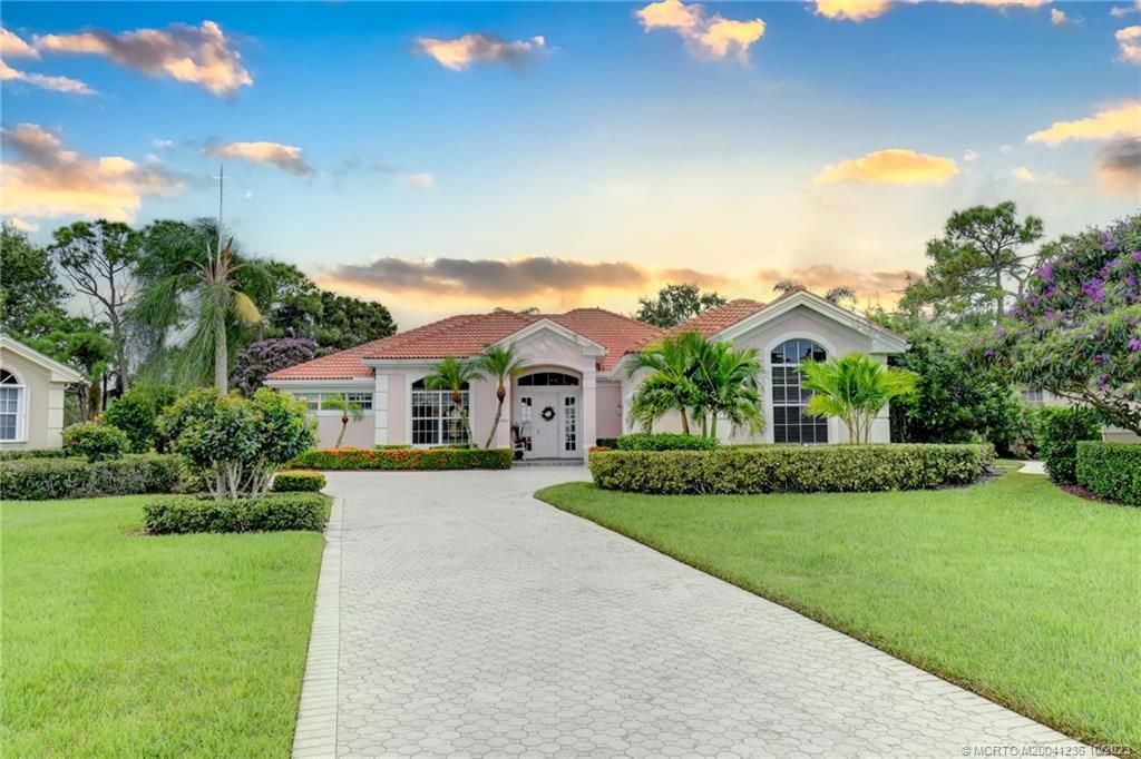 Photo of 4452 SE Frazier Court, Stuart, FL 34997 (MLS # M20041236)