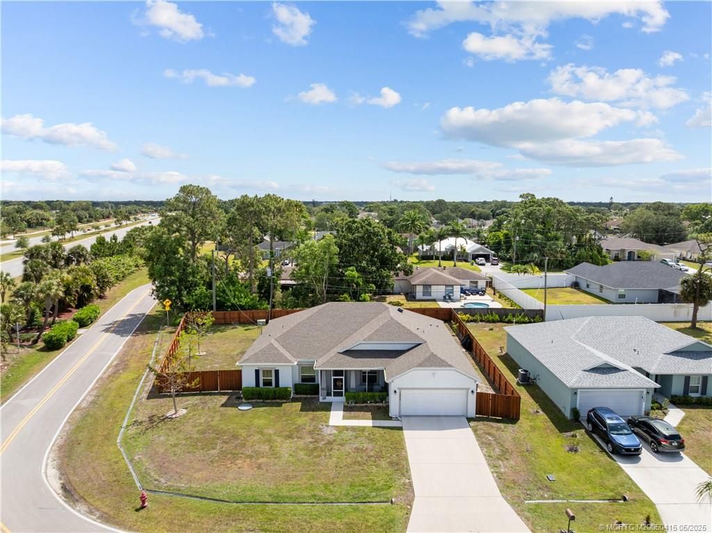 Photo of 1317 SE Odonnell Lane, Port Saint Lucie, FL 34983 (MLS # M20050415)