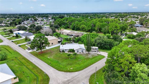 Homes For Sale - 272 SW Ewing Avenue<br/> Saint Lucie County, Port St. Lucie, FL 34983