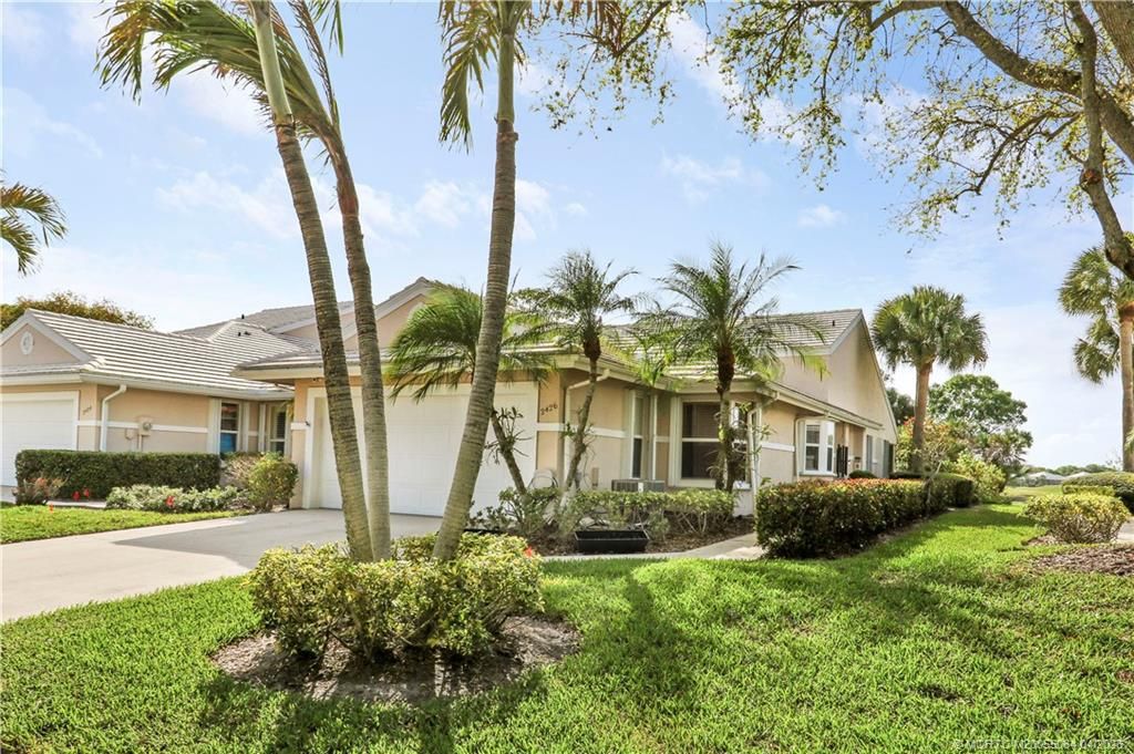 Photo of 2426 SW Foxpoint Trail, Palm City, FL 34990 (MLS # M20055064)