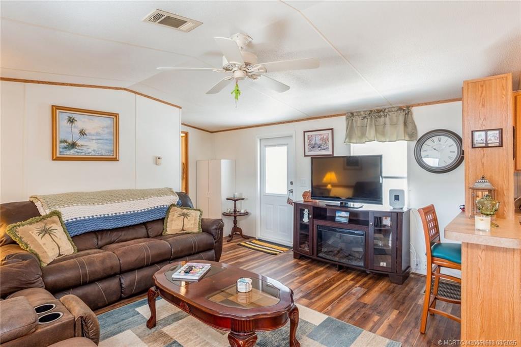 Hobe Sound, Florida 33455, United States, 2 Bedrooms Bedrooms, ,2 BathroomsBathrooms,Residential,Active,187450