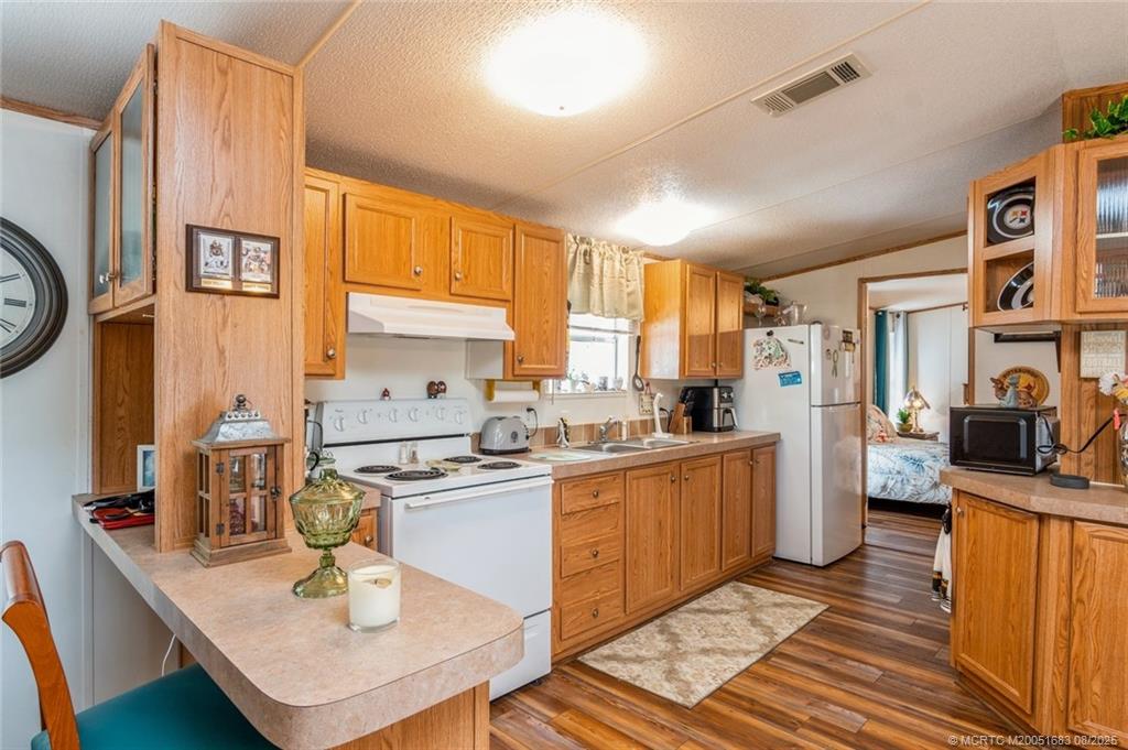 Hobe Sound, Florida 33455, United States, 2 Bedrooms Bedrooms, ,2 BathroomsBathrooms,Residential,Active,187450