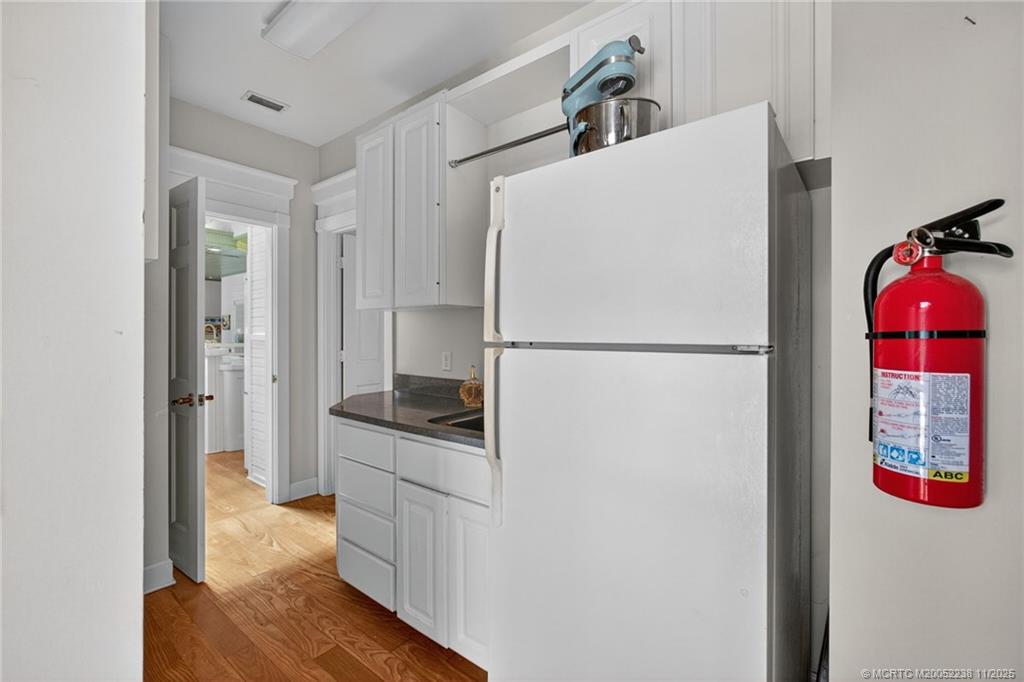 Palm City, Florida 34990, United States, 6 Bedrooms Bedrooms, ,6 BathroomsBathrooms,Residential,Active,213523