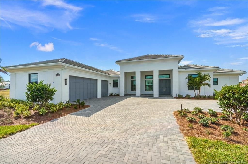 Photo of 2404 SW English Garden Drive, Palm City, FL 34990 (MLS # M20037852)