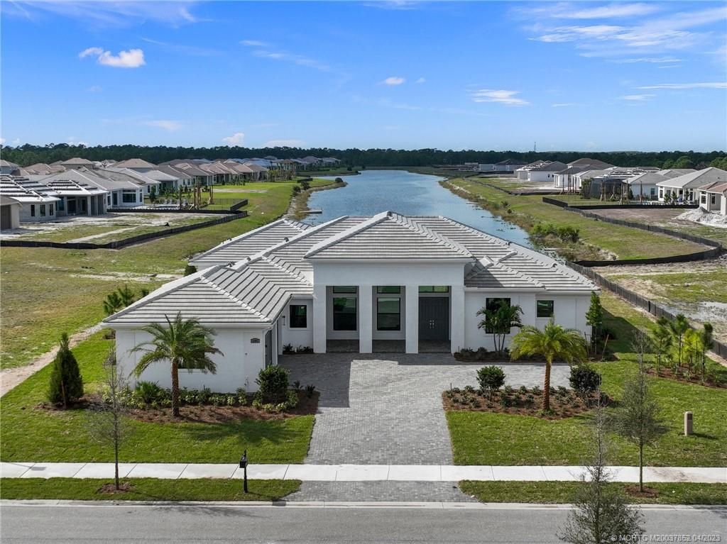 Photo of 2404 SW English Garden Drive, Palm City, FL 34990 (MLS # M20037852)