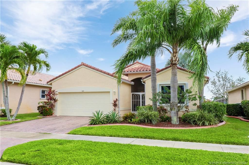 Photo of 364 NW Sunview Way, Saint Lucie West, FL 34986 (MLS # M20041972)