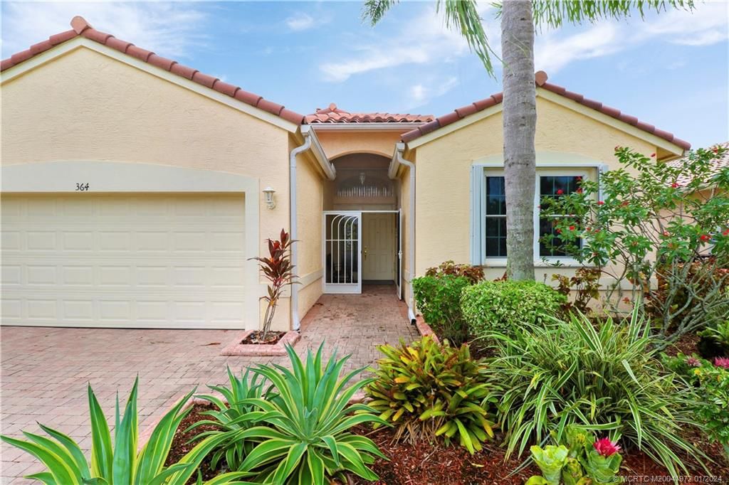 Photo of 364 NW Sunview Way, Saint Lucie West, FL 34986 (MLS # M20041972)