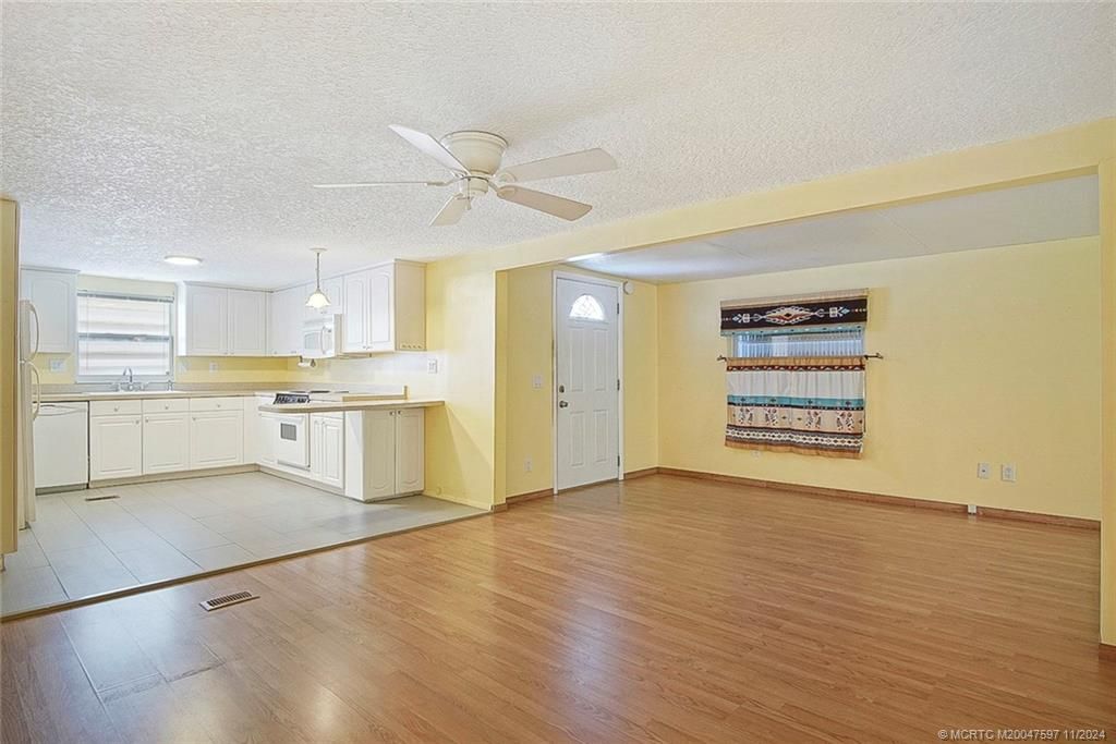 Photo of 609 Garden View, Jensen Beach, FL 34957 (MLS # M20047597)