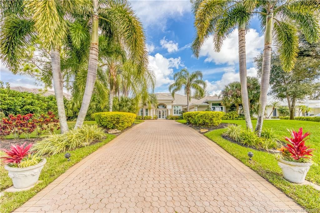 Photo of 368 SW Squire Johns Lane, Palm City, FL 34990 (MLS # M20037156)