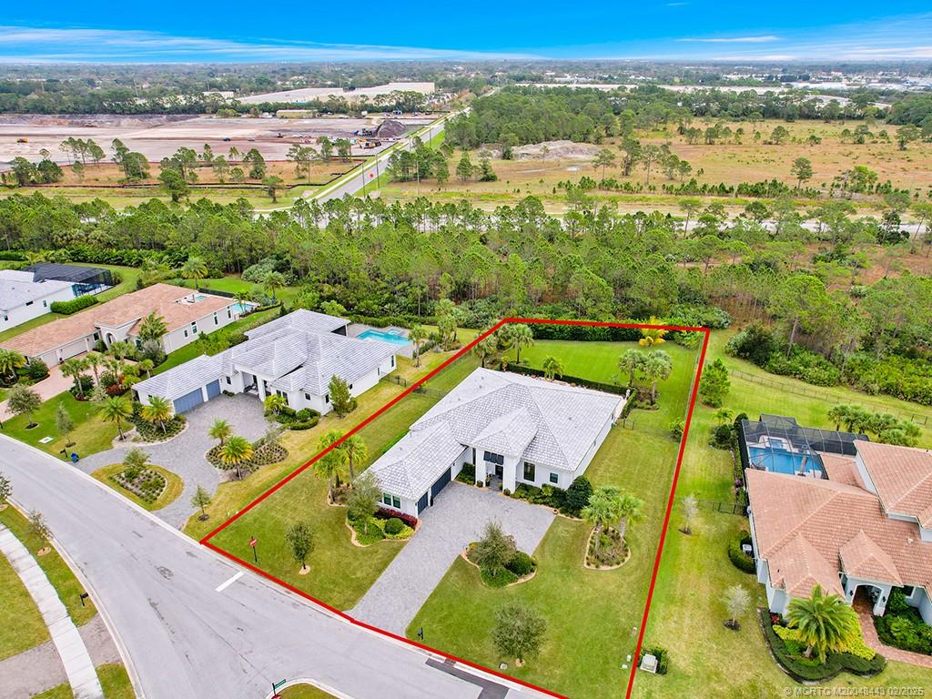 Palm City, Florida 34990, United States, 3 Bedrooms Bedrooms, ,4 BathroomsBathrooms,Residential,Pending,16271