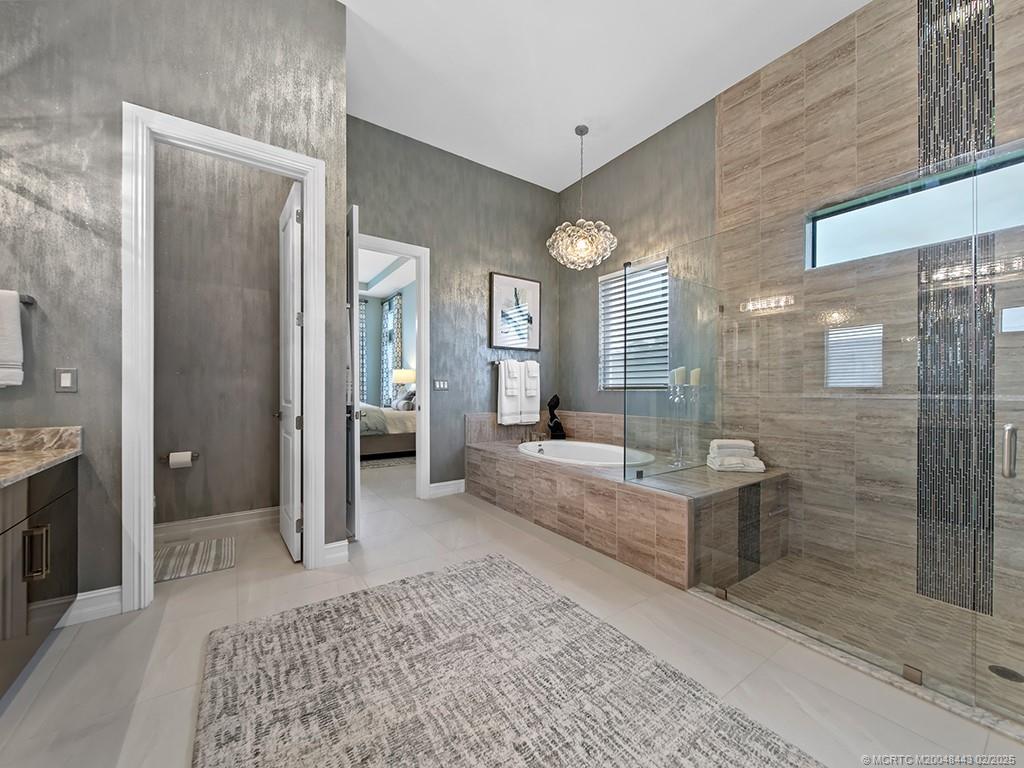 Palm City, Florida 34990, United States, 3 Bedrooms Bedrooms, ,4 BathroomsBathrooms,Residential,Pending,16271