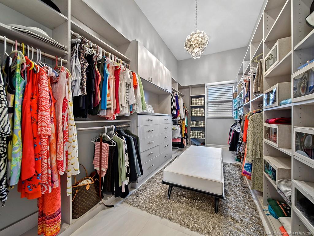 Palm City, Florida 34990, United States, 3 Bedrooms Bedrooms, ,4 BathroomsBathrooms,Residential,Pending,16271