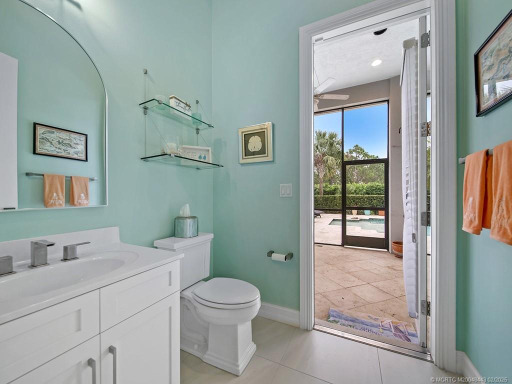 Palm City, Florida 34990, United States, 3 Bedrooms Bedrooms, ,4 BathroomsBathrooms,Residential,Pending,16271