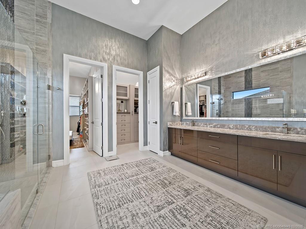 Palm City, Florida 34990, United States, 3 Bedrooms Bedrooms, ,4 BathroomsBathrooms,Residential,Pending,16271