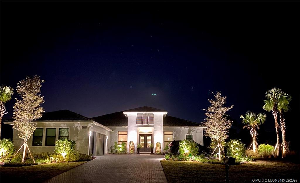 Palm City, Florida 34990, United States, 3 Bedrooms Bedrooms, ,4 BathroomsBathrooms,Residential,Pending,16271