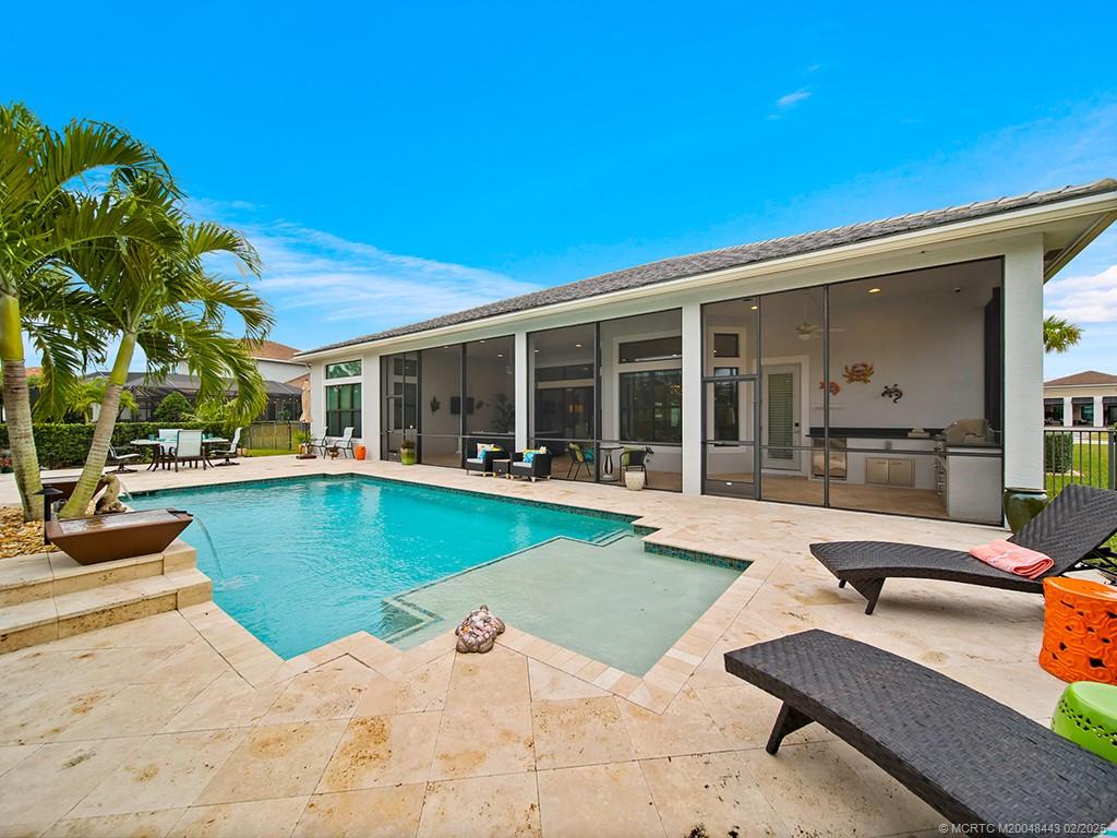 Palm City, Florida 34990, United States, 3 Bedrooms Bedrooms, ,4 BathroomsBathrooms,Residential,Pending,16271