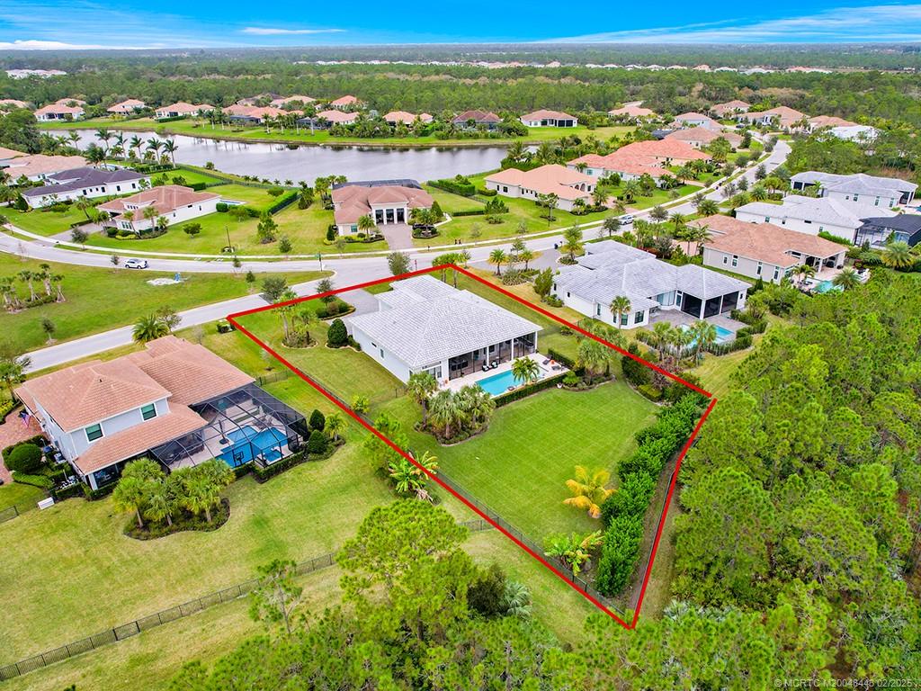 Palm City, Florida 34990, United States, 3 Bedrooms Bedrooms, ,4 BathroomsBathrooms,Residential,Pending,16271