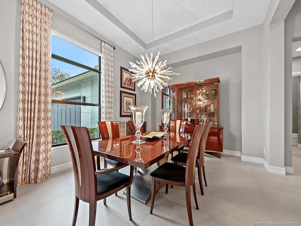 Palm City, Florida 34990, United States, 3 Bedrooms Bedrooms, ,4 BathroomsBathrooms,Residential,Pending,16271