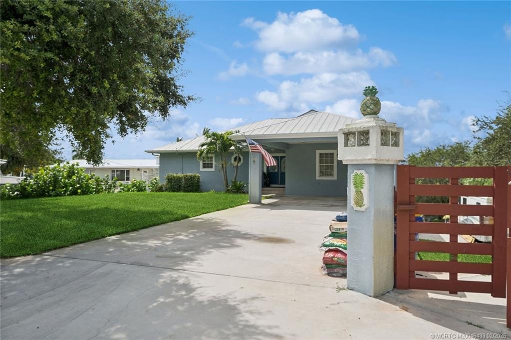 Jensen Beach, Florida 34957, United States, 4 Bedrooms Bedrooms, ,4 BathroomsBathrooms,Residential,Pending,46856