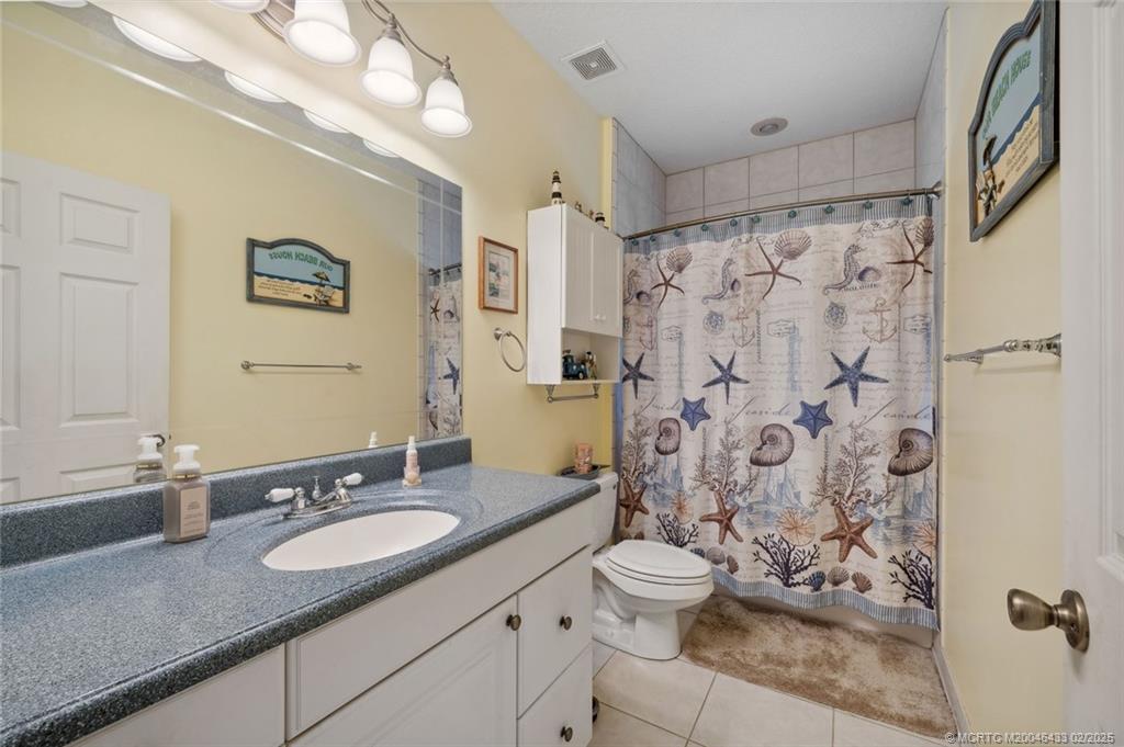 Jensen Beach, Florida 34957, United States, 4 Bedrooms Bedrooms, ,4 BathroomsBathrooms,Residential,Pending,46856