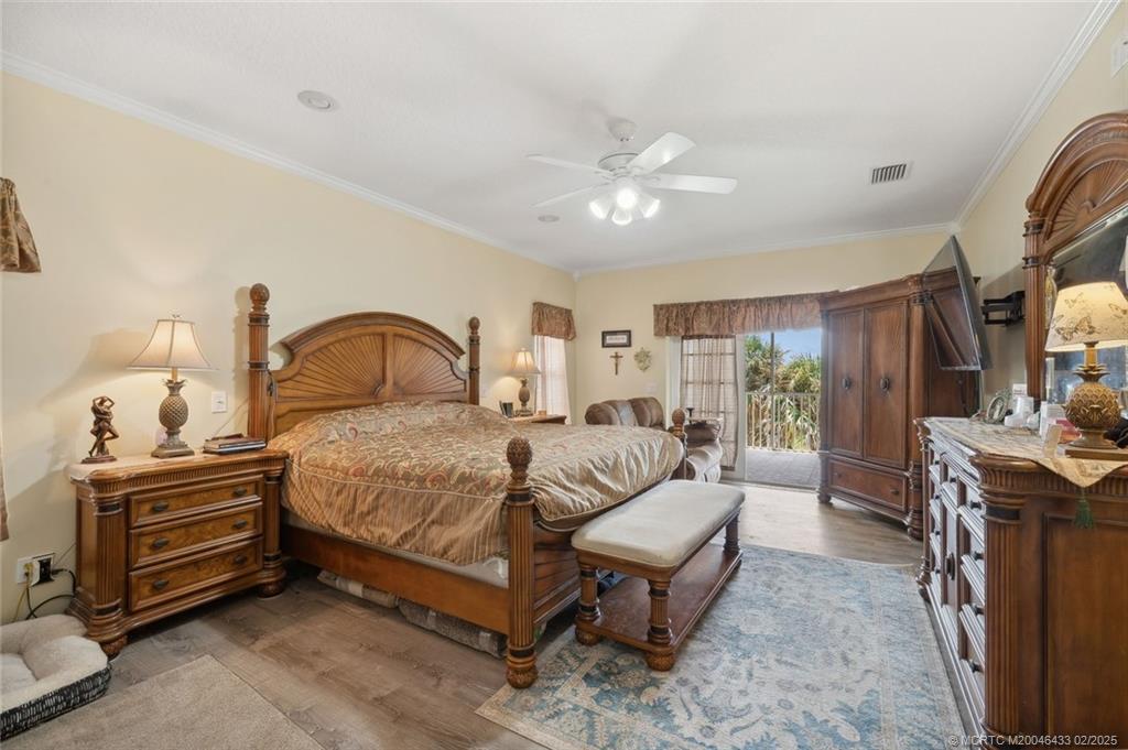 Jensen Beach, Florida 34957, United States, 4 Bedrooms Bedrooms, ,4 BathroomsBathrooms,Residential,Pending,46856