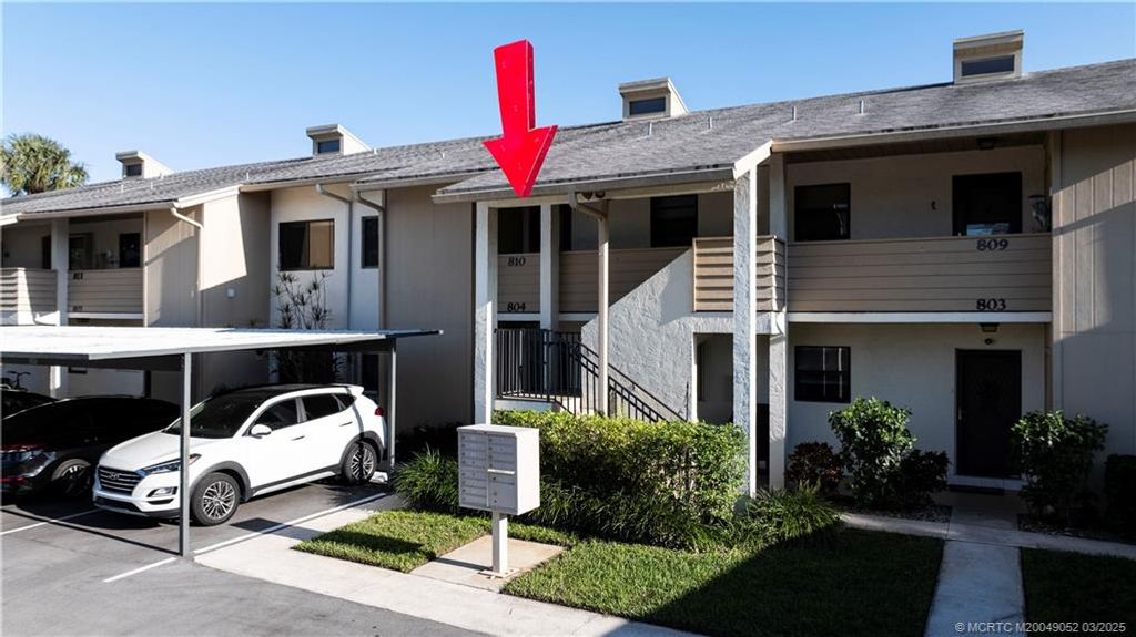 Photo of 3011 SE Aster Lane #810, Stuart, FL 34994 (MLS # M20049052)