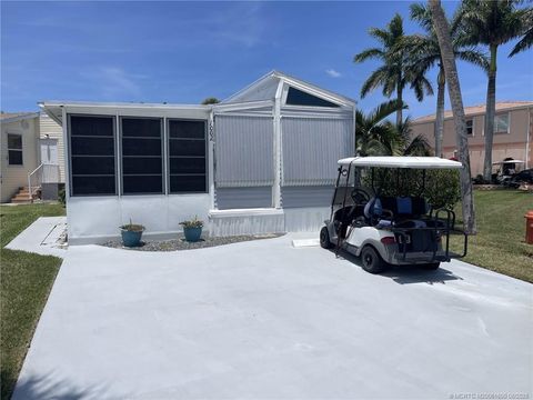 Photo of 1002 Nettles Boulevard, Jensen Beach, FL 34957 (MLS # M20051600)