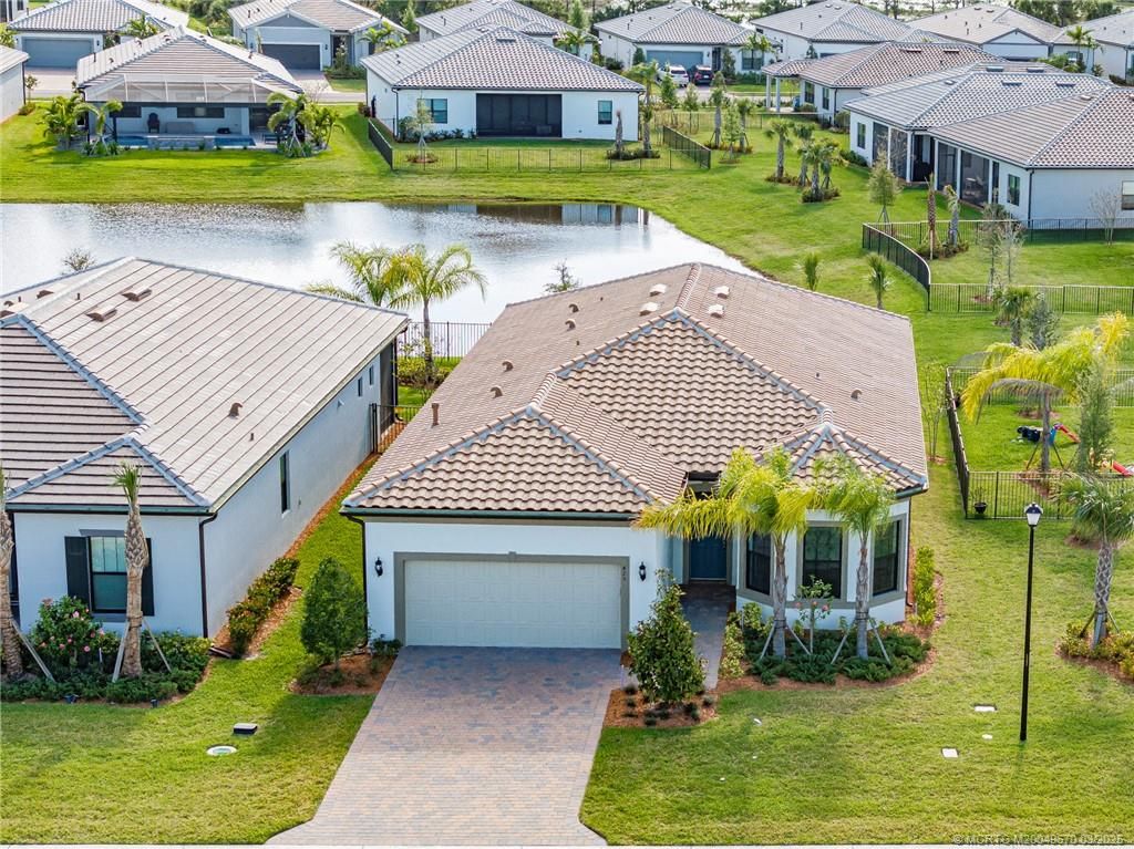 Photo of 425 SE Donnell Street, Port Saint Lucie, FL 34984 (MLS # M20049670)
