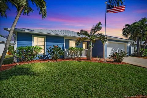 Photo of 3057 SW Virginia Avenue, Palm City, FL 34990 (MLS # M20052717) Photo of 3057 SW Virginia Avenue, Palm City, FL 34990 (MLS # M20052717)
