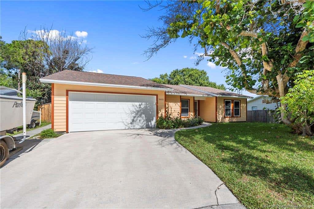 Photo of 5403 Palm Drive, Fort Pierce, FL 34982 (MLS # M20056164)