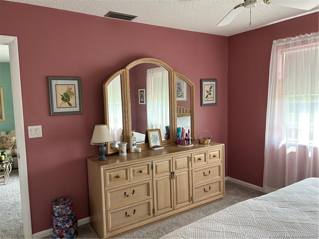 Stuart, Florida 34994, United States, 2 Bedrooms Bedrooms, ,2 BathroomsBathrooms,Residential,Pending,63305