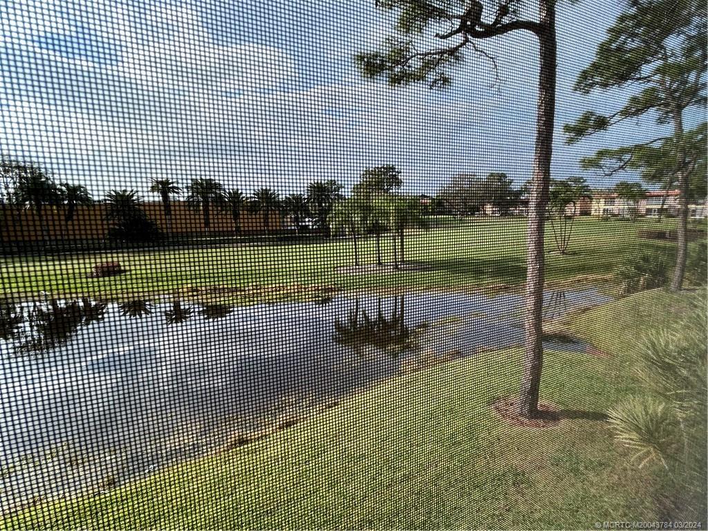 Stuart, Florida 34994, United States, 2 Bedrooms Bedrooms, ,2 BathroomsBathrooms,Residential,Pending,63305