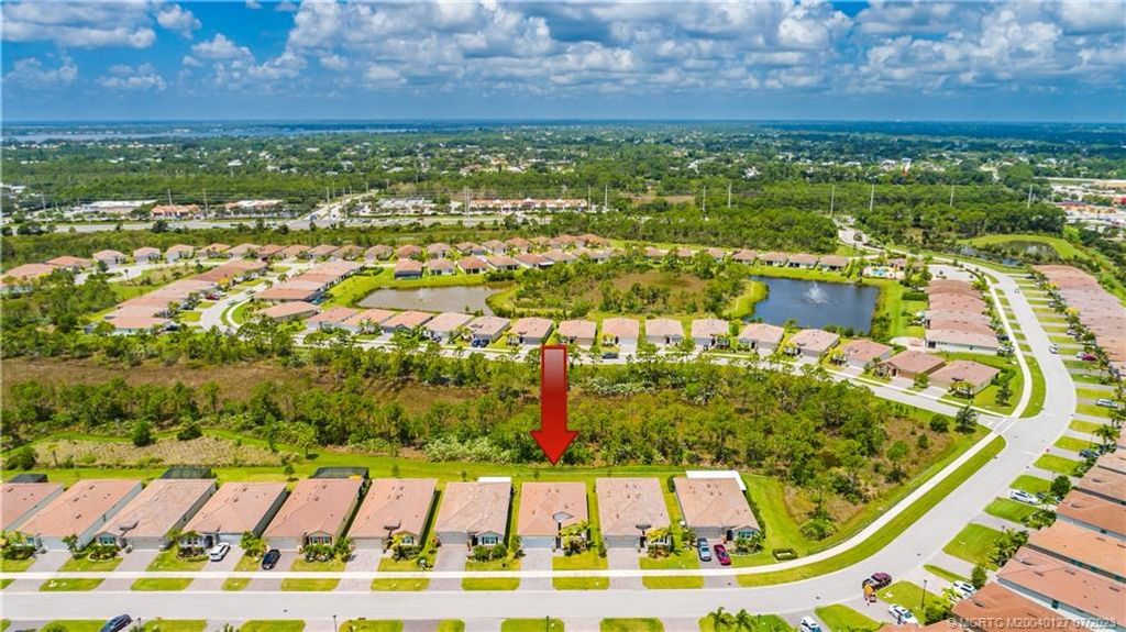 Photo of 1890 NW Golden Oak Trail, Jensen Beach, FL 34957 (MLS # M20040127)