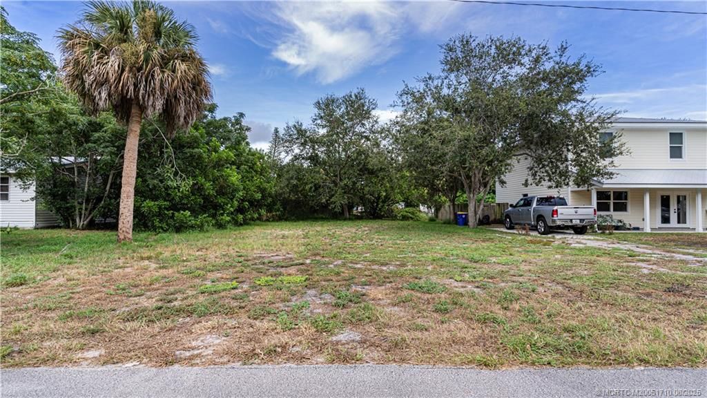 Photo of 0 NE Kubin Avenue, Jensen Beach, FL 34957 (MLS # M20051710)