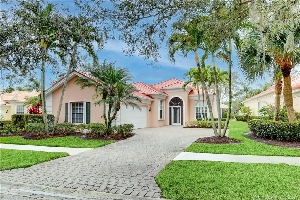 Photo of 1253 SW Balmoral Trace, Stuart, FL 34997 (MLS # M20043212)