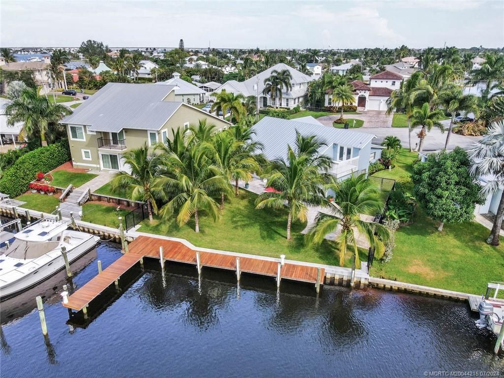 Photo of 1758 SW Cabin Place, Palm City, FL 34990 (MLS # M20044215)