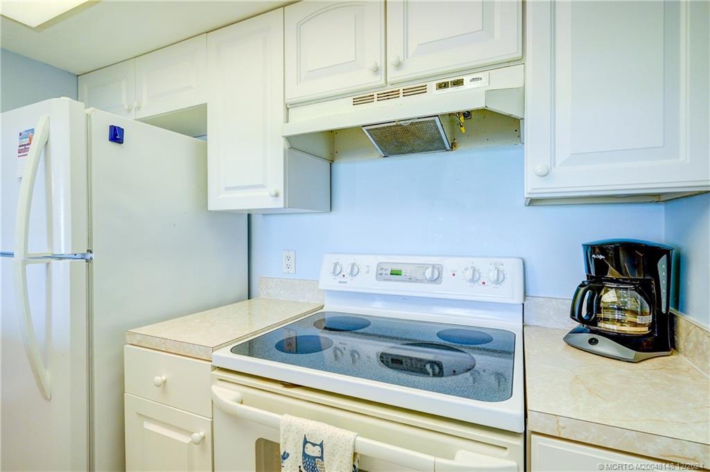 Stuart, Florida 34996, United States, 2 Bedrooms Bedrooms, ,2 BathroomsBathrooms,Residential,Active,25187