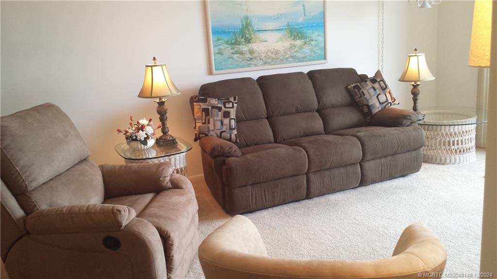 Stuart, Florida 34996, United States, 2 Bedrooms Bedrooms, ,2 BathroomsBathrooms,Residential,Active,25187