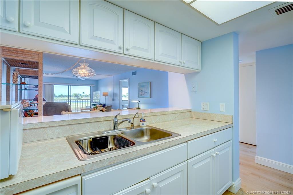 Stuart, Florida 34996, United States, 2 Bedrooms Bedrooms, ,2 BathroomsBathrooms,Residential,Active,25187
