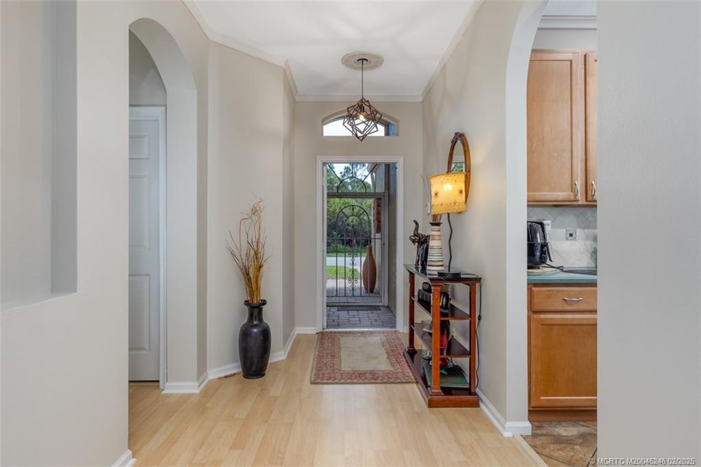 3905 NW Deer Oak Drive