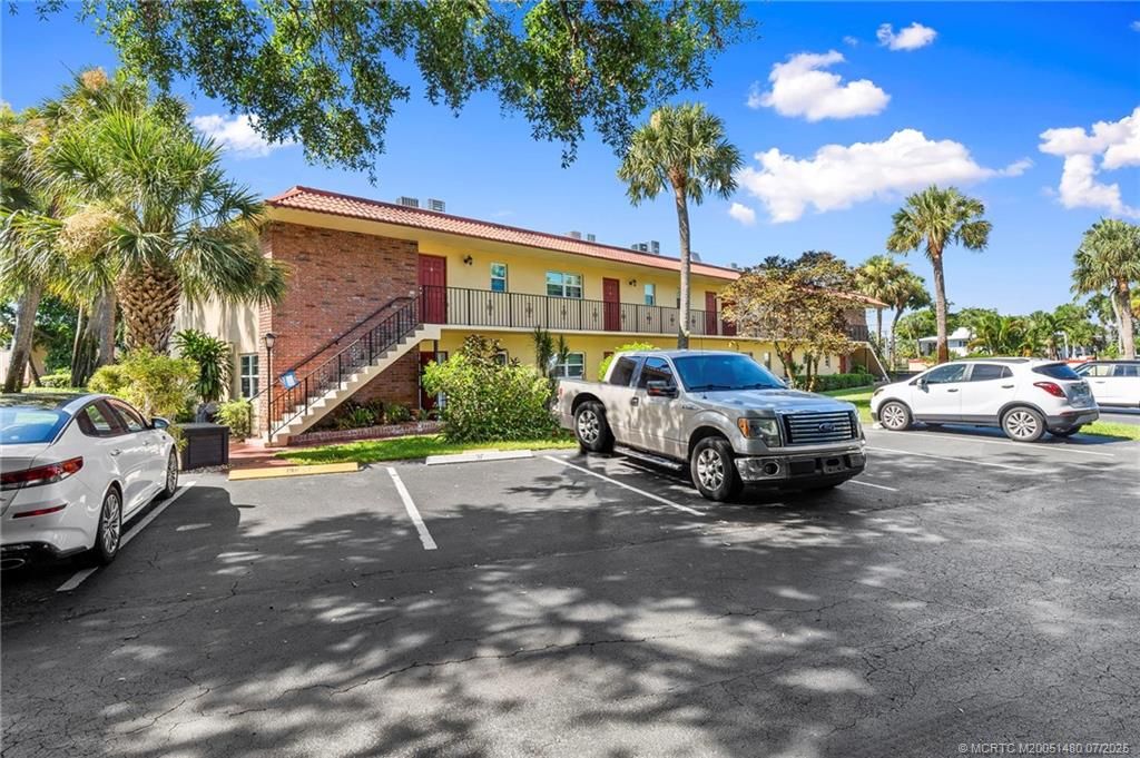 Photo of 1905 SW Palm City Road #3F, Stuart, FL 34994 (MLS # M20051480)