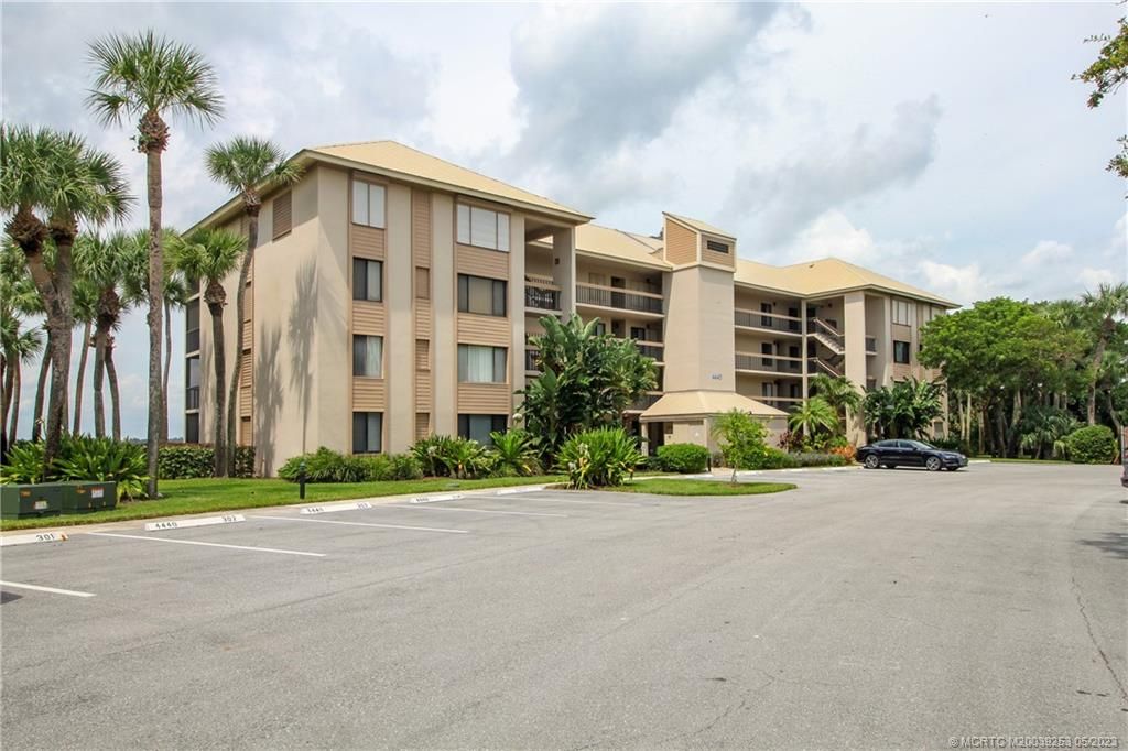 Photo of 4440 NE Sandpebble Trace #9-203, Stuart, FL 34996 (MLS # M20039253)