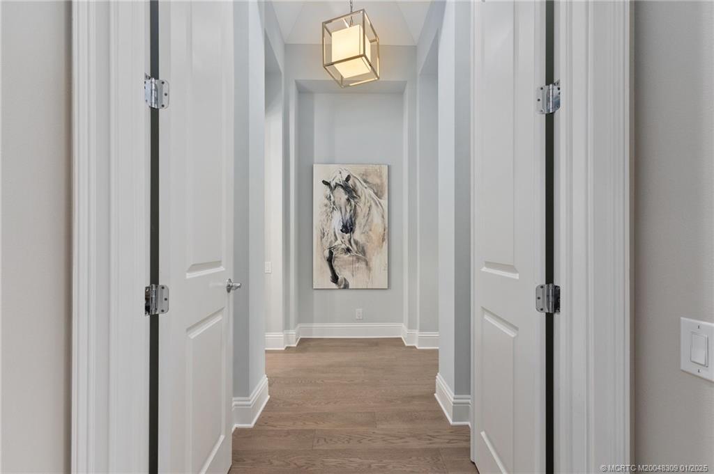 Palm City, Florida 34990, United States, 3 Bedrooms Bedrooms, ,4 BathroomsBathrooms,Residential,Pending,20339