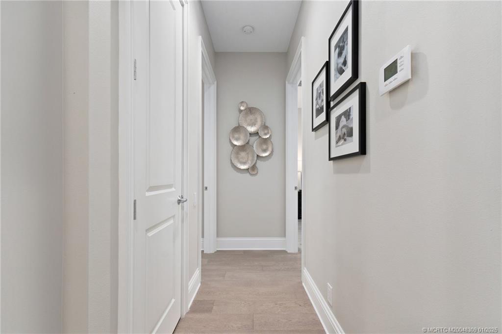 Palm City, Florida 34990, United States, 3 Bedrooms Bedrooms, ,4 BathroomsBathrooms,Residential,Pending,20339