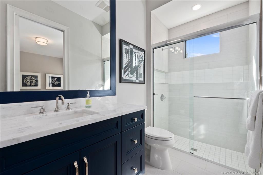 Palm City, Florida 34990, United States, 3 Bedrooms Bedrooms, ,4 BathroomsBathrooms,Residential,Pending,20339