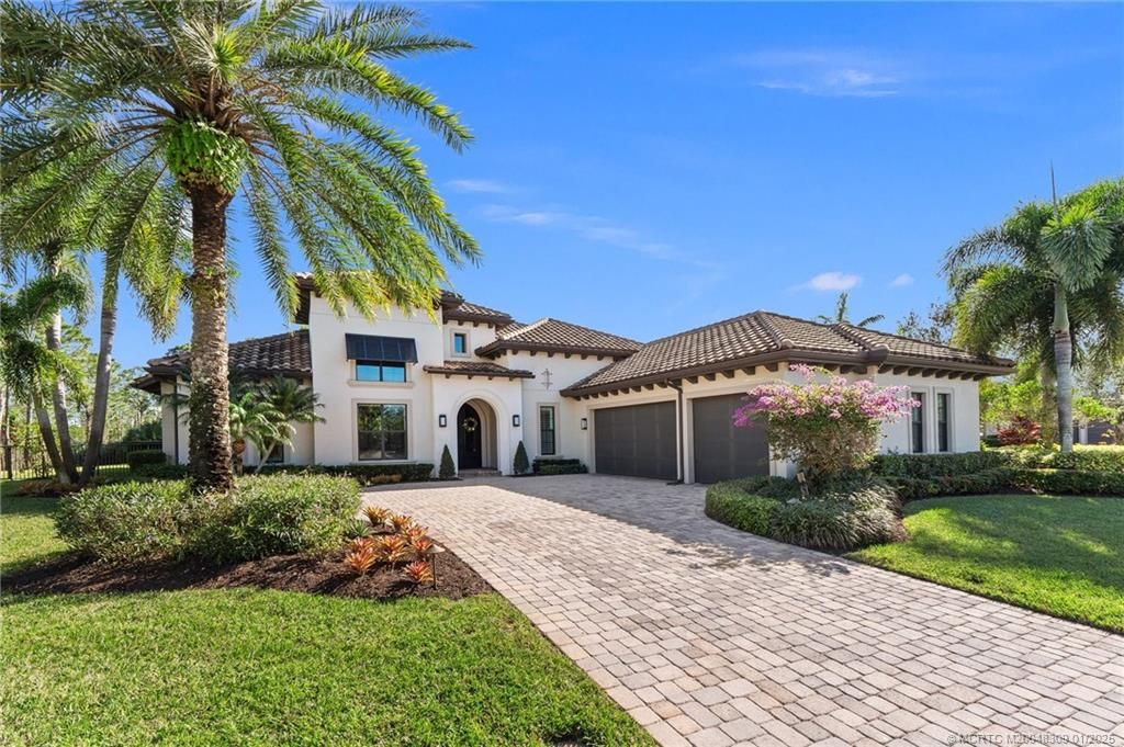 Photo of 823 SW Winston Avenue, Palm City, FL 34990 (MLS # M20048309)