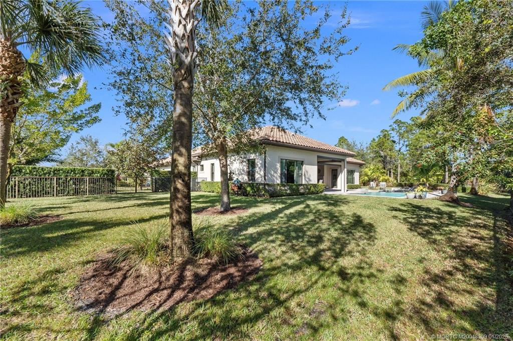 Palm City, Florida 34990, United States, 3 Bedrooms Bedrooms, ,4 BathroomsBathrooms,Residential,Pending,20339