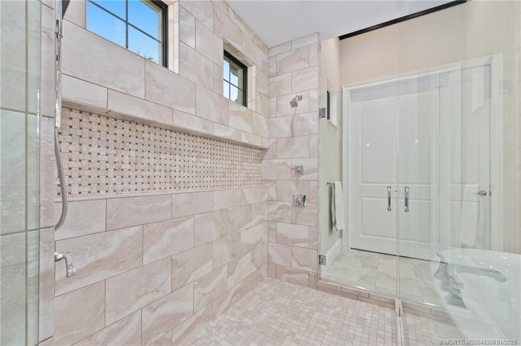 Palm City, Florida 34990, United States, 3 Bedrooms Bedrooms, ,4 BathroomsBathrooms,Residential,Pending,20339