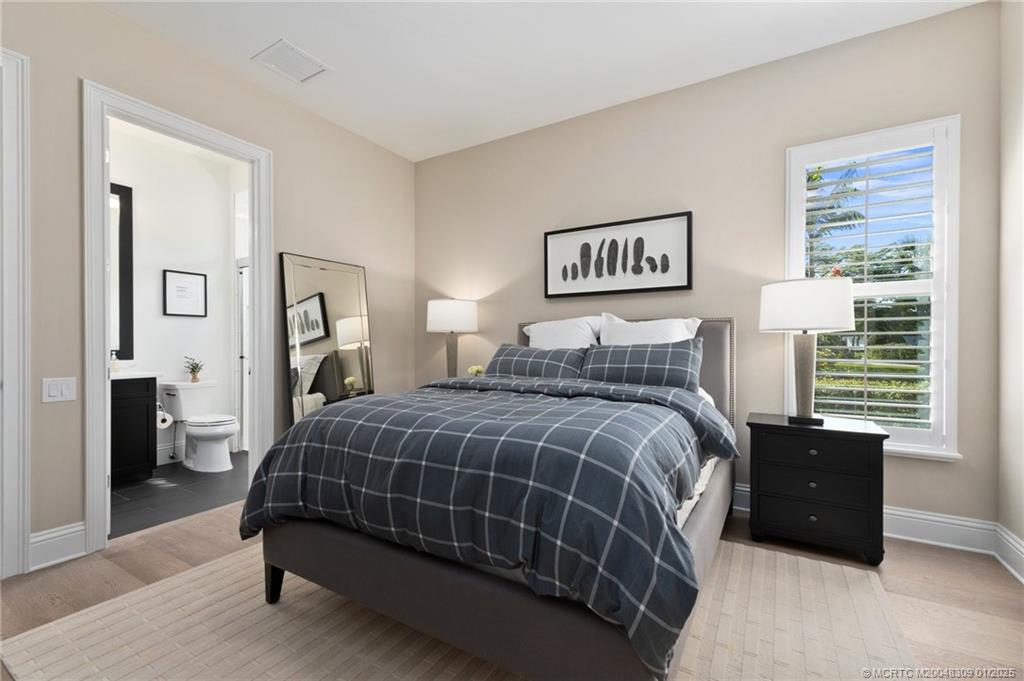 Palm City, Florida 34990, United States, 3 Bedrooms Bedrooms, ,4 BathroomsBathrooms,Residential,Pending,20339